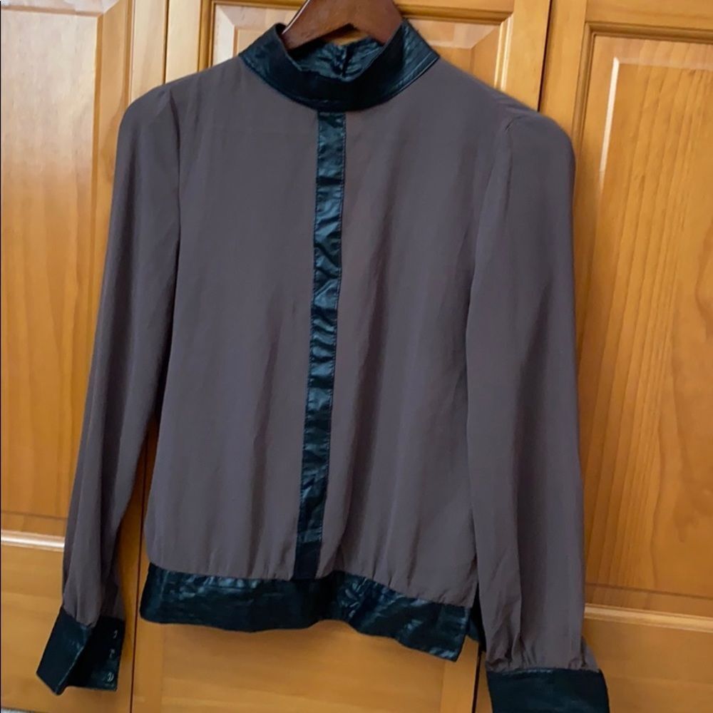 Akira open back top - Picture 2 of 7